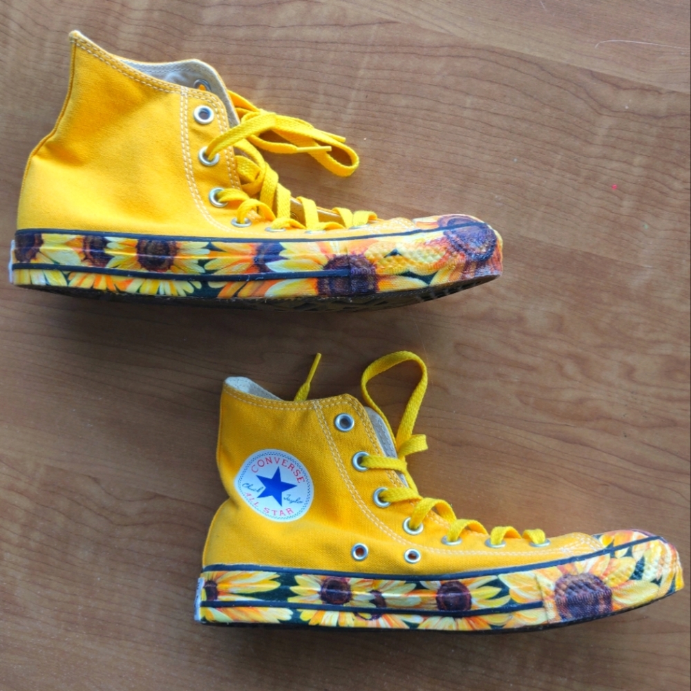 Custom painted yellow sunflower Chuck Taylors